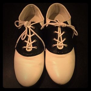 Funtaisma Saddle Shoes, size 8